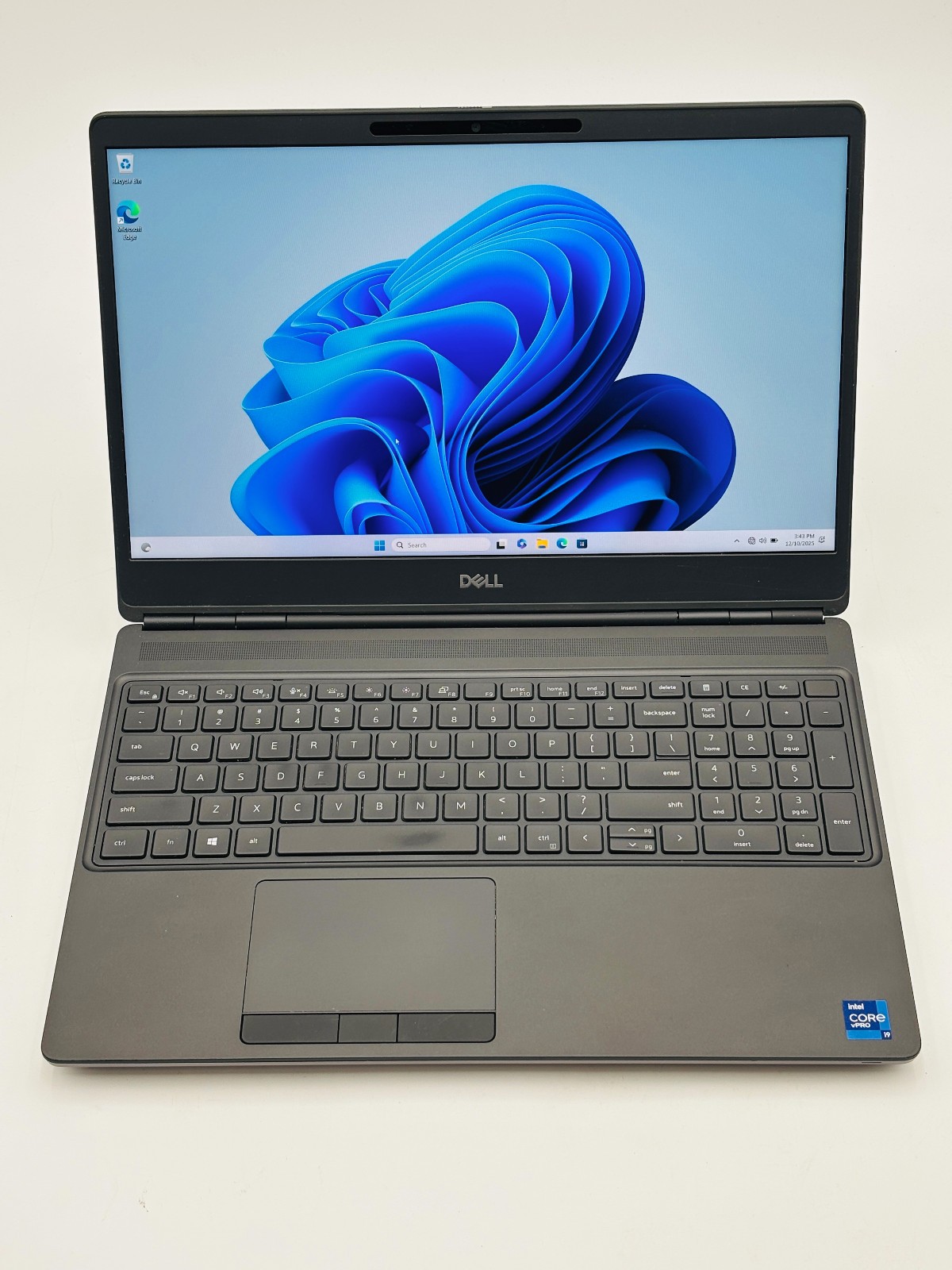 Dell Precision 7560 - i9 11950H 32GB 512GB SSD Windows 11 Pro 1 Dell Precision 7560 - i9 11950H 32GB 512GB SSD Windows 11 Pro