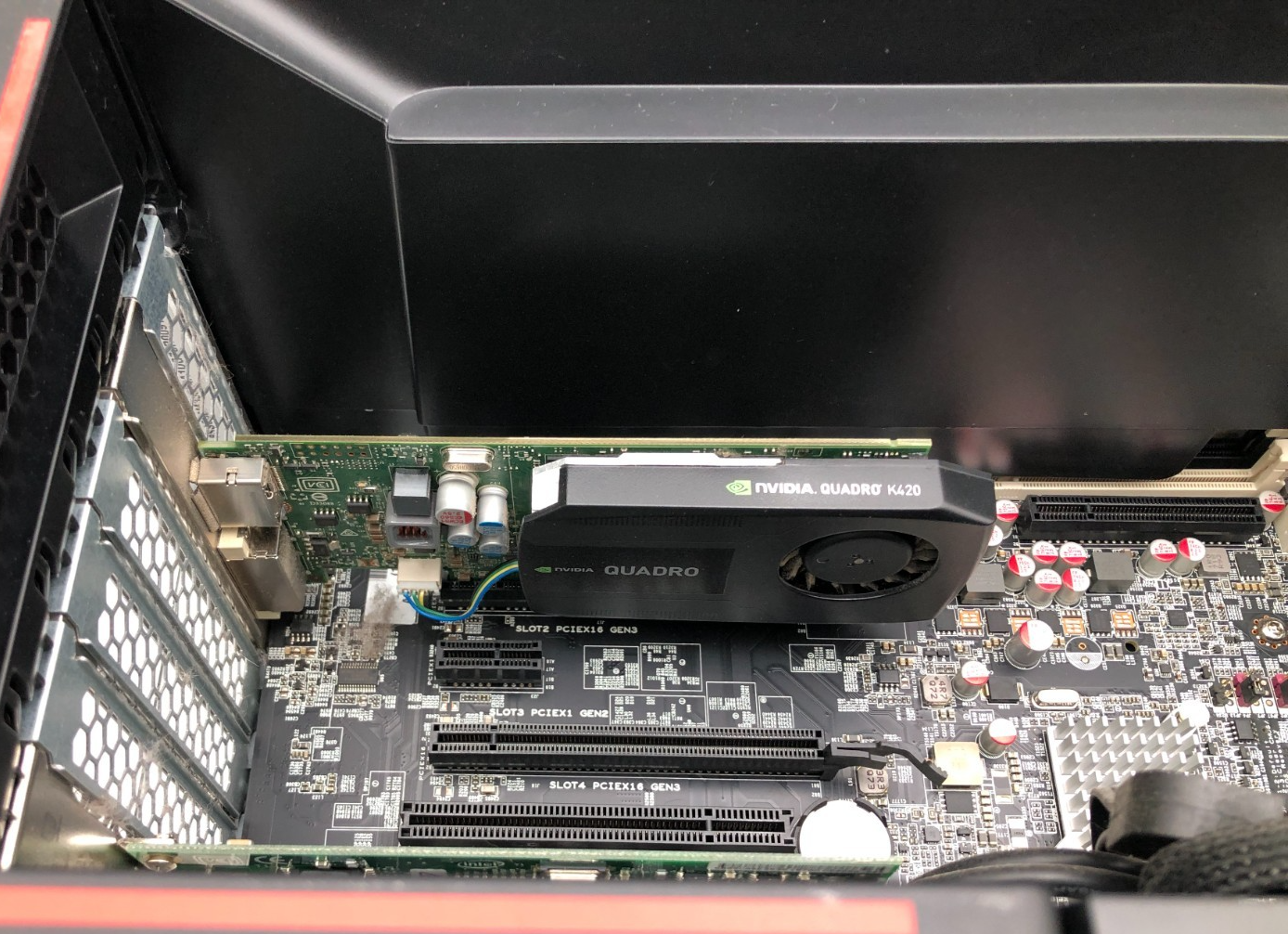 Lenovo ThinkStation P510 Xeon E5-2609 v4 16GB No Drive Quadro K420 No OS 7 Lenovo ThinkStation P510 Xeon E5-2609 v4 16GB No Drive Quadro K420 No OS