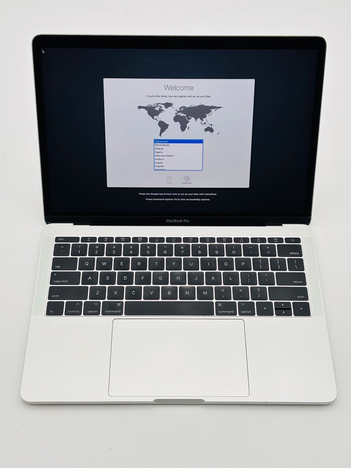 MacBook Pro 13 2017 - i5 7360U- 8GB 128GB SSD macOS Catalina - Silver 1 MacBook Pro 13 2017 - i5 7360U- 8GB 128GB SSD macOS Catalina - Silver