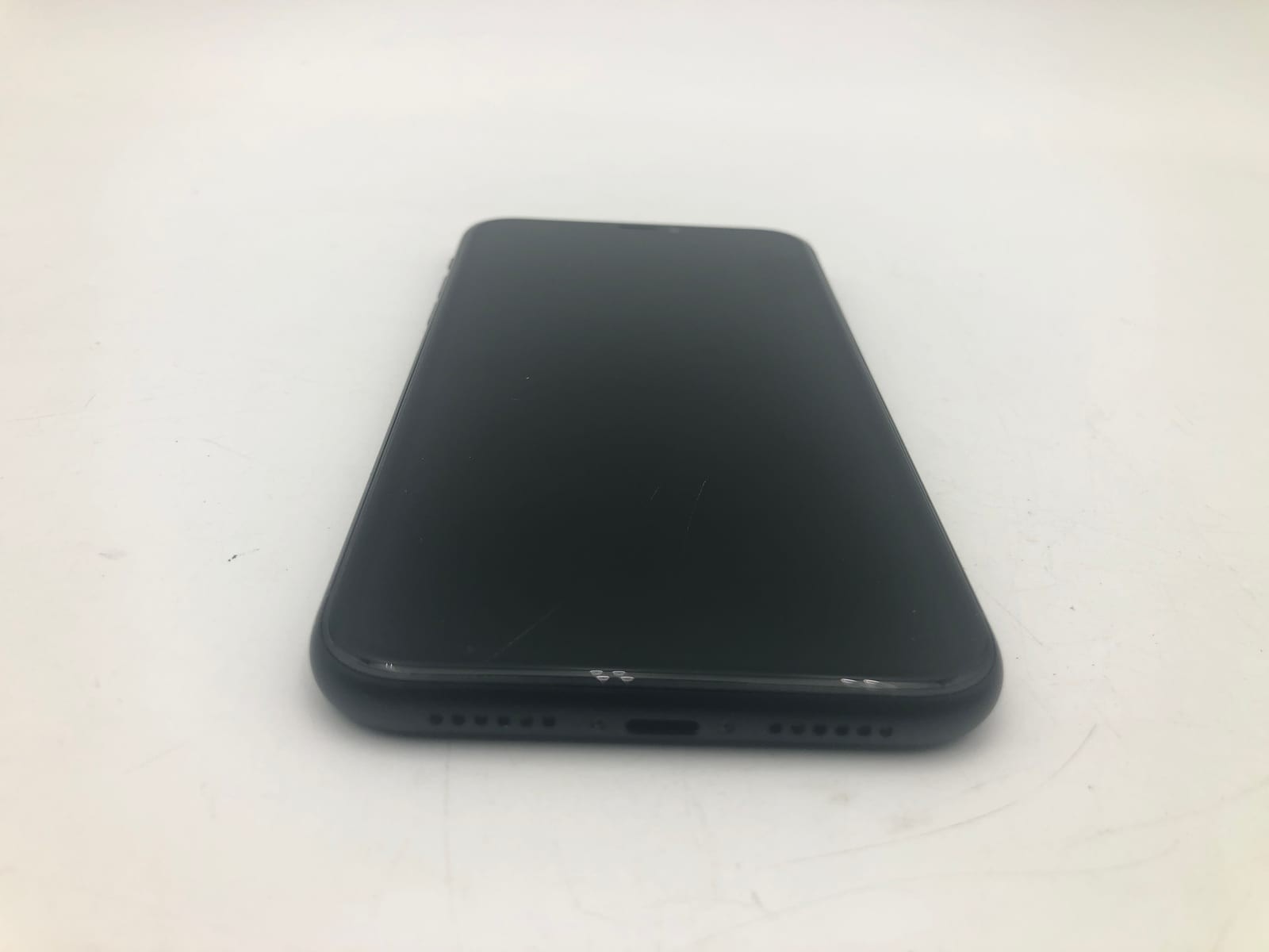 Apple iPhone XR 64GB Black Unlocked MH563LL/A iOS Smartphone Tested 98% Battery 3 Apple iPhone XR 64GB Black Unlocked MH563LL/A iOS Smartphone Tested 98% Battery