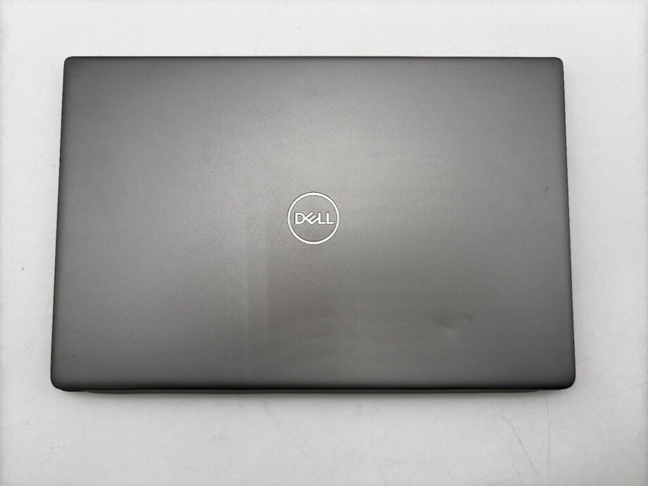 Dell Latitude 3301 - i7 8565U 8GB RAM 256GB SSD Windows11 Pro