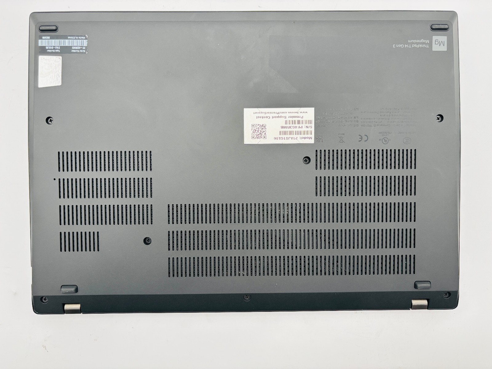 Lenovo ThinkPad T14 Gen 3 - i5 1245U 16GB RAM 512GB SSD Windows11 Pro - Lid DMG 5 Lenovo ThinkPad T14 Gen 3 - i5 1245U 16GB RAM 512GB SSD Windows11 Pro - Lid DMG