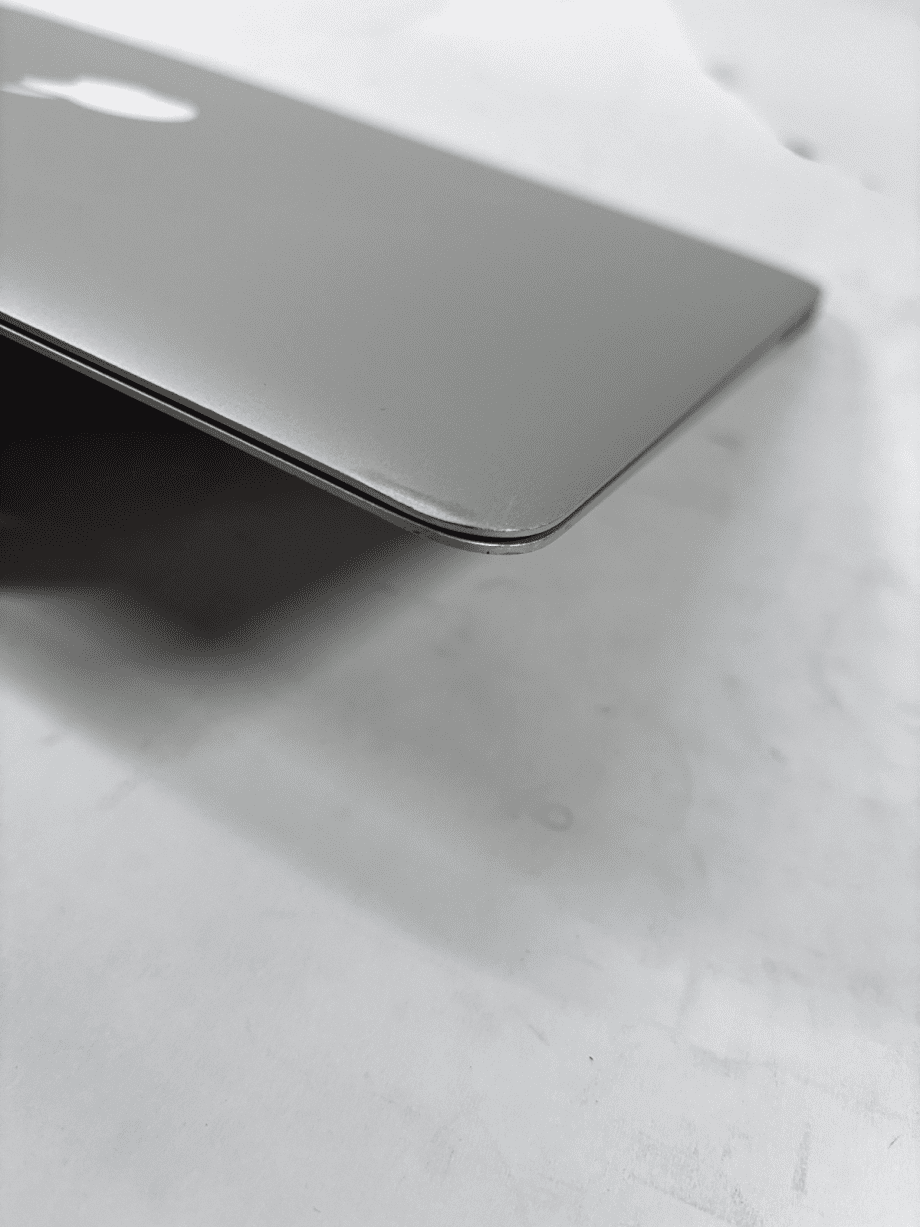 image of MacBook Air 13 Early 2014 i5 4260U 4GB 256GB SSD Catalina Used Good 375406549337 7
