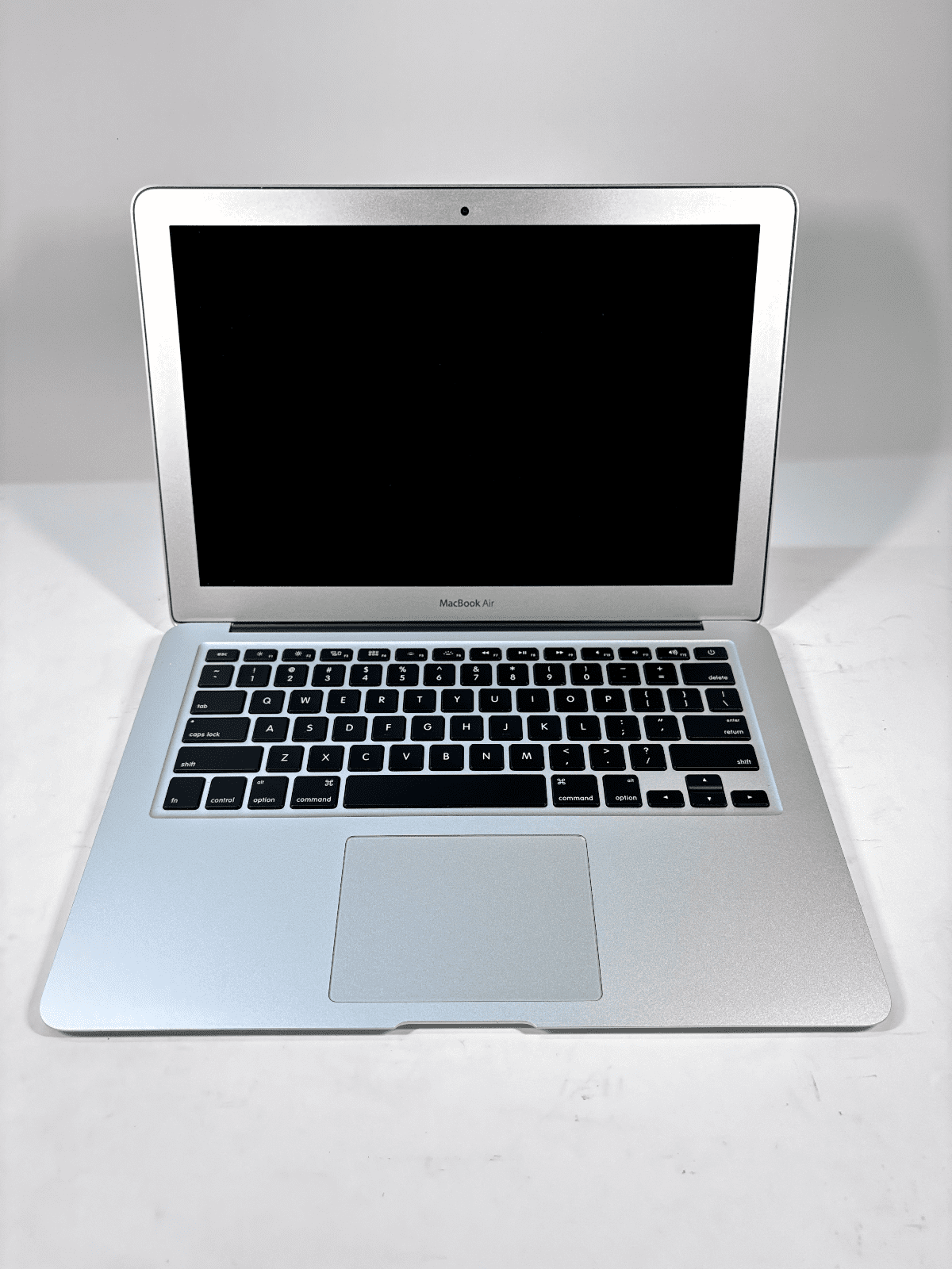 Apple MacBook Air 13-Inch Early 2014 i5 4260U 4GB 128GB SSD Catalina -Used