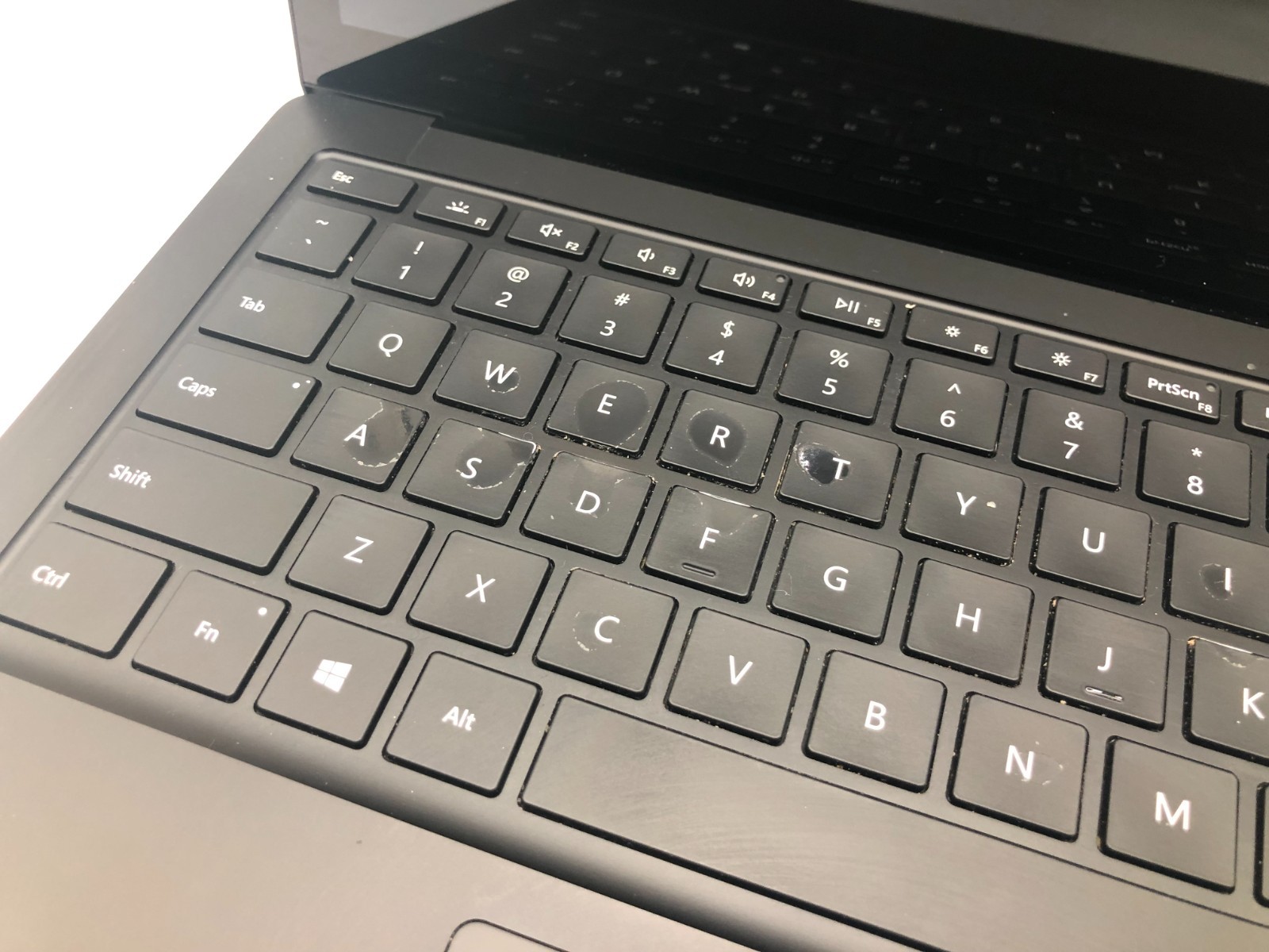 Microsoft Surface Laptop 3 i5-1035G7 8GB 256GB NVMe 13.5" Touchscreen Win 11 Pro 4 Microsoft Surface Laptop 3 i5-1035G7 8GB 256GB NVMe 13.5" Touchscreen Win 11 Pro