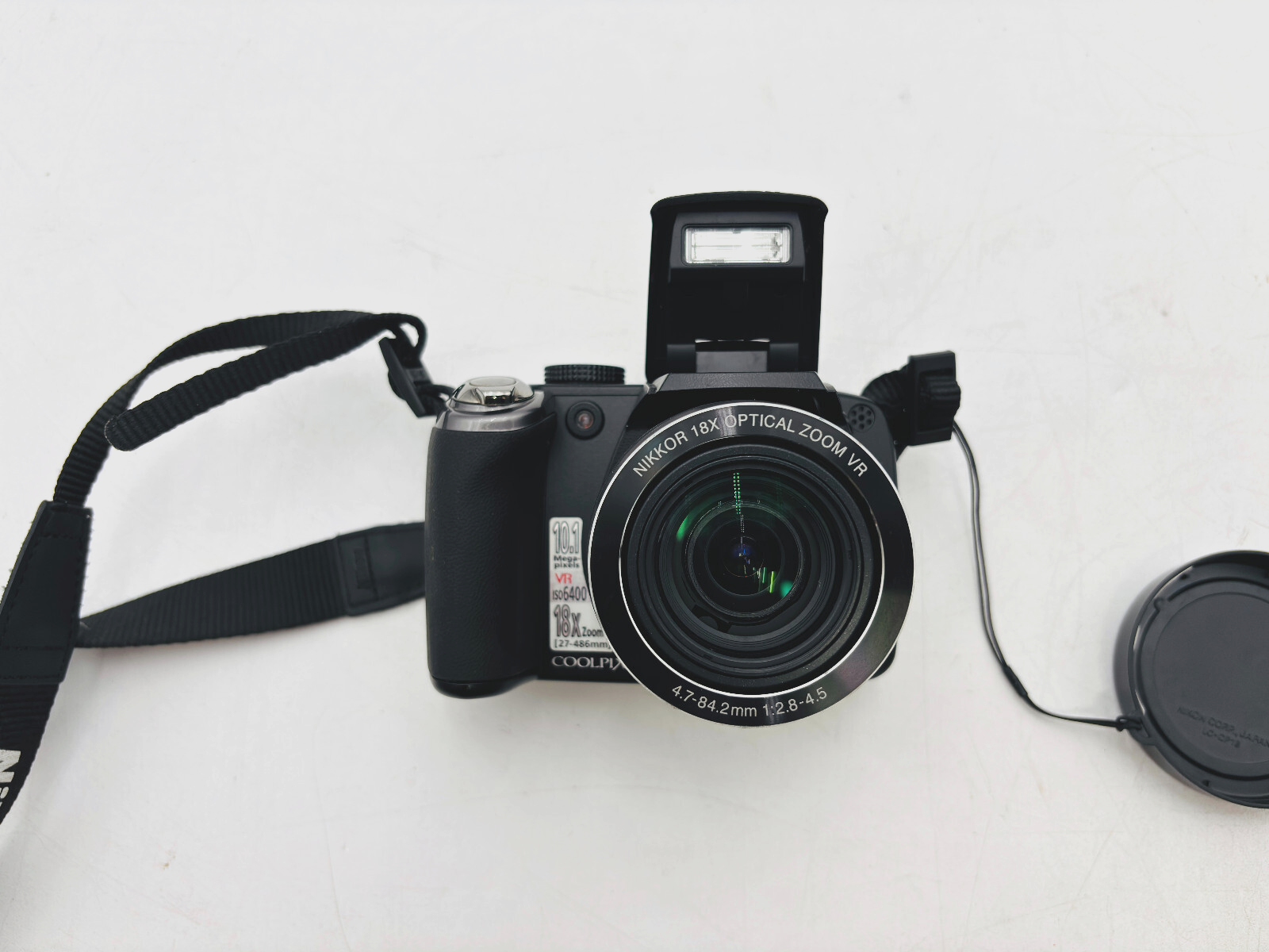 Nikon COOLPIX P80 10.1MP Digital Camera - Black 4 Nikon COOLPIX P80 10.1MP Digital Camera - Black