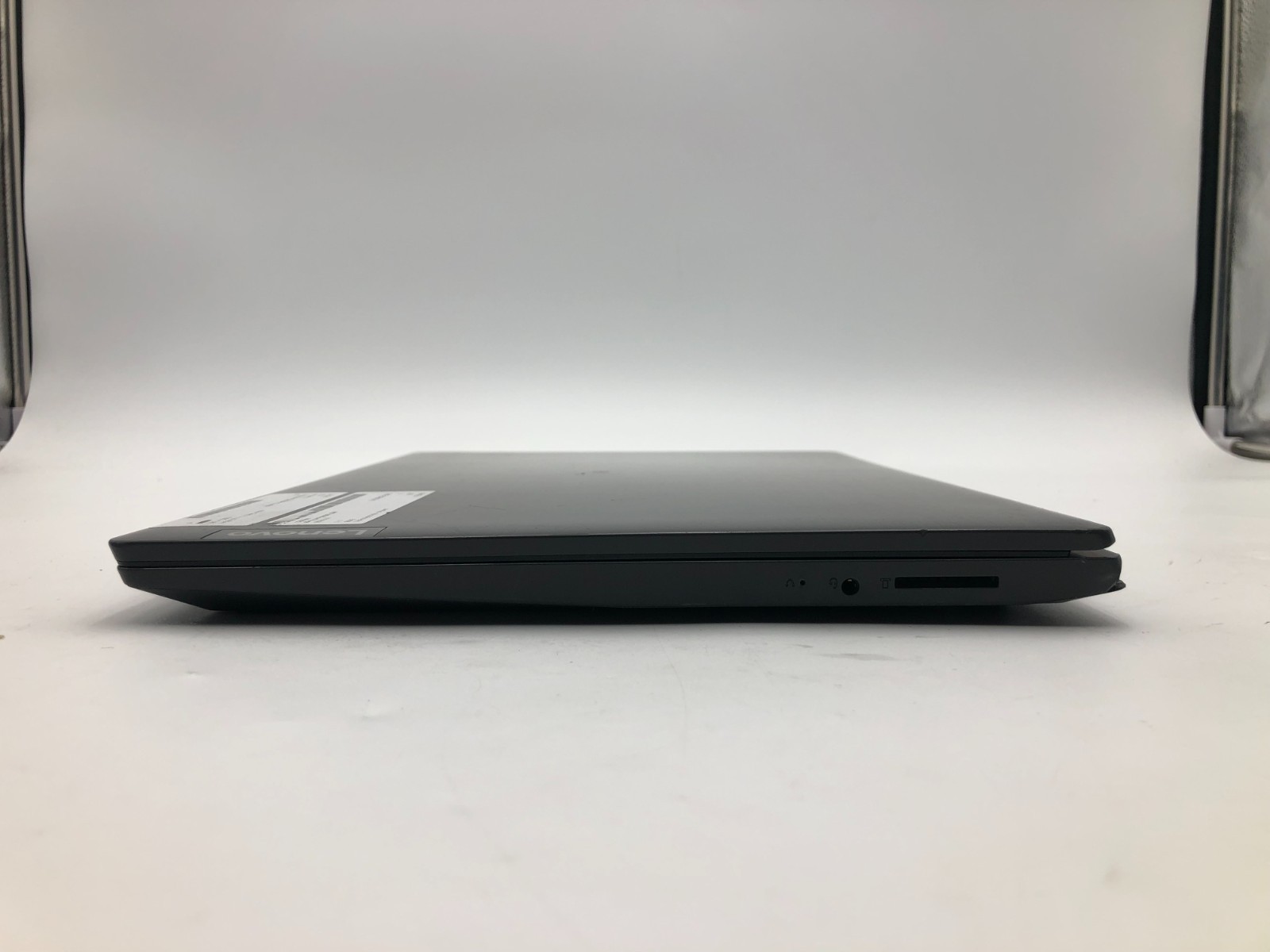 Lenovo 82C7 Athlon Gold 3150U 8GB 256GB NVMe 15.6" FHD Win 11 Pro No Battery 5 Lenovo 82C7 Athlon Gold 3150U 8GB 256GB NVMe 15.6" FHD Win 11 Pro No Battery