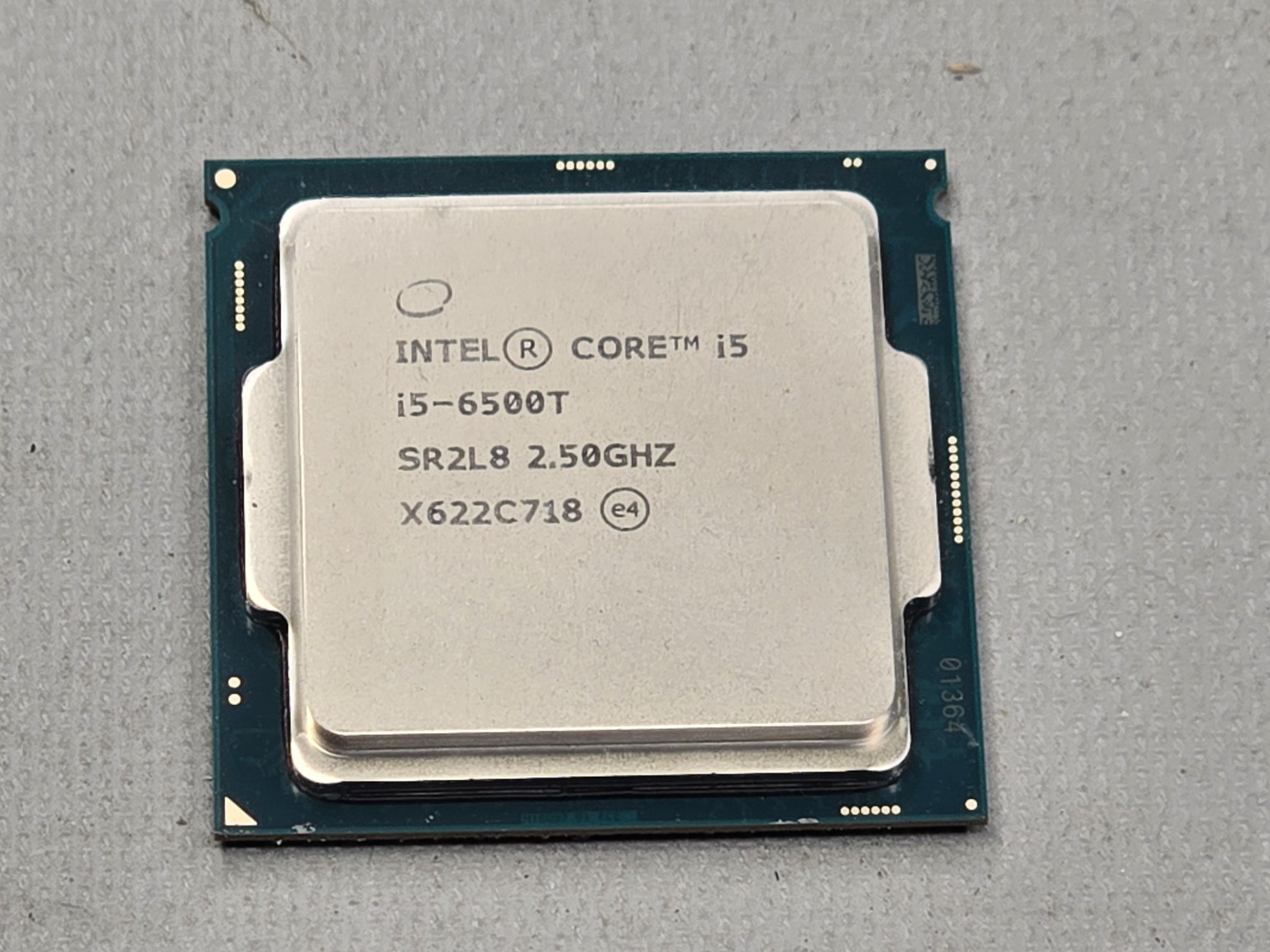 Intel i5-6500T 2.5GHz (3.1GHz TURBO) FCLGA1151 Processor (SR2L8) 1 Intel i5-6500T 2.5GHz (3.1GHz TURBO) FCLGA1151 Processor (SR2L8)