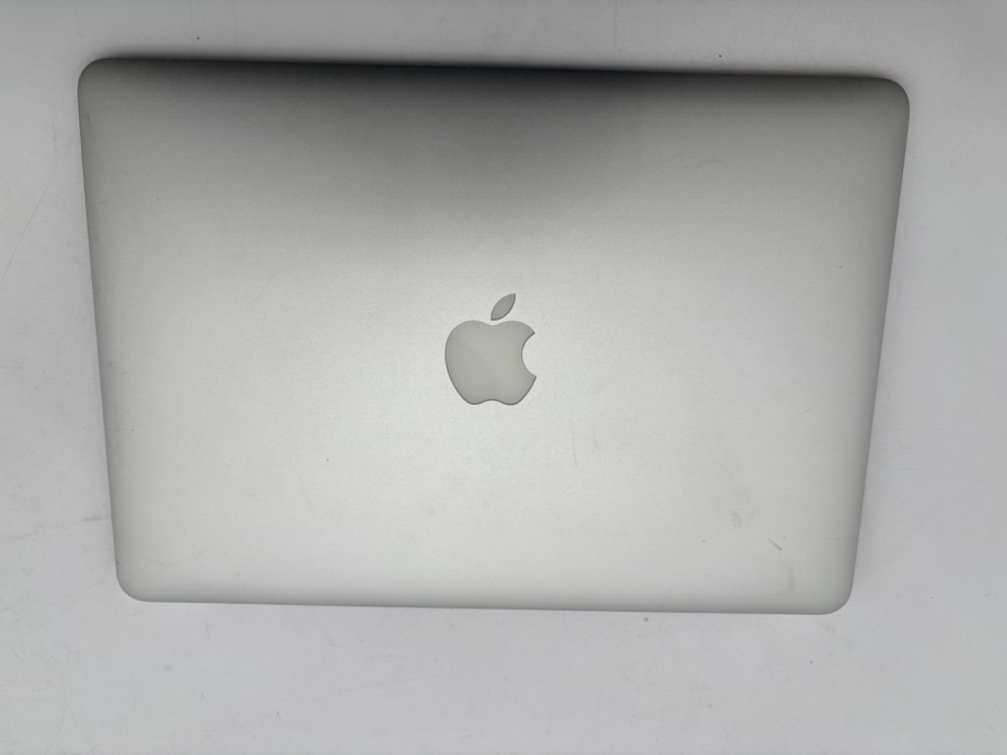 MacBook Air (13-inch, 2012)  i5-3427U – 4GB RAM – 128GB SSD  *SEE DESCRIPTION*