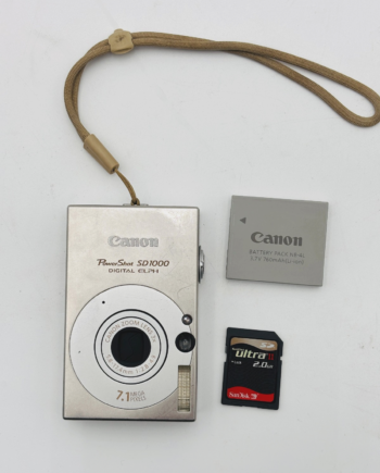 Canon PowerShot SD1000 ELPH 7.1MP Digital Camera - Silver