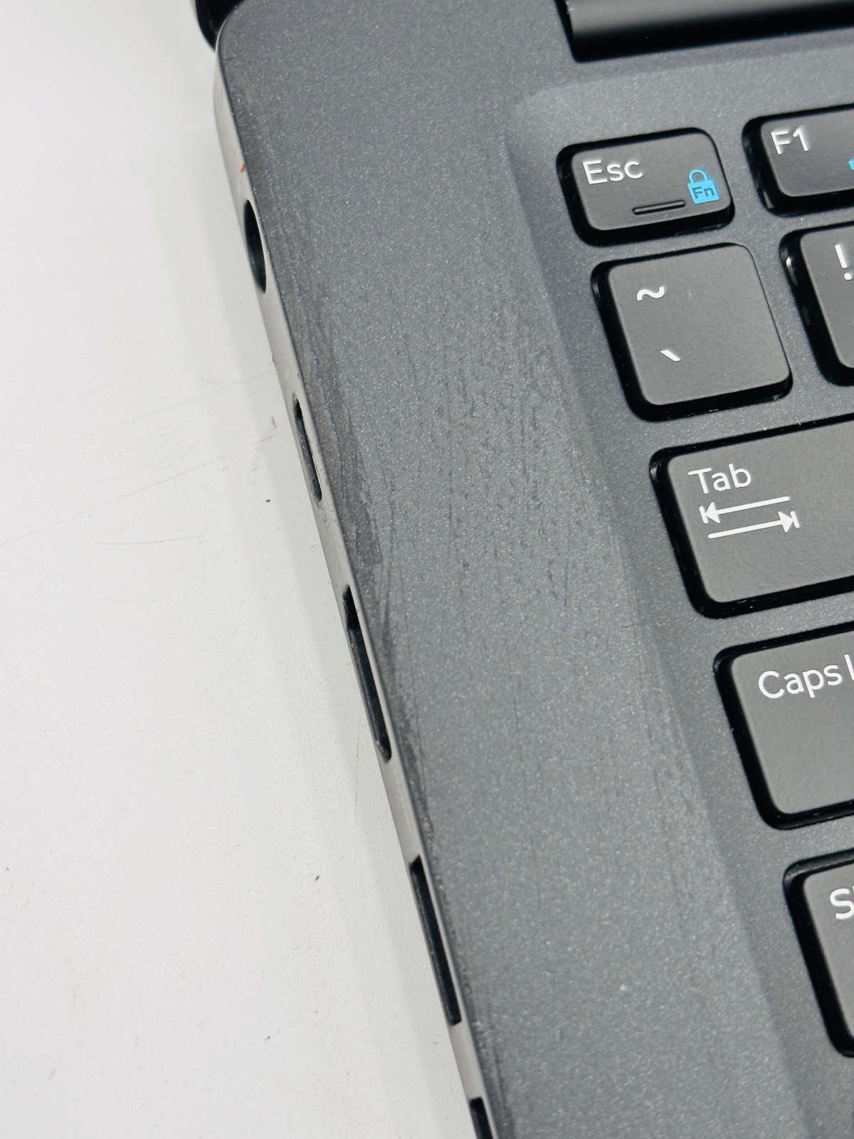 Dell Latitude 7490 Touch - i7 8650U 16GB 128GB SSD Windows 11 Pro 3 Dell Latitude 7490 Touch - i7 8650U 16GB 128GB SSD Windows 11 Pro