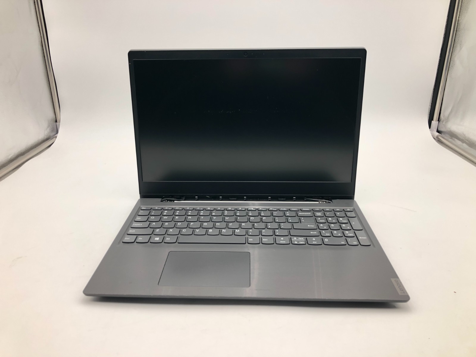Lenovo 82C7 Athlon Gold 3150U 8GB 256GB NVMe 15.6" FHD Win 11 Pro No Battery 3 Lenovo 82C7 Athlon Gold 3150U 8GB 256GB NVMe 15.6" FHD Win 11 Pro No Battery