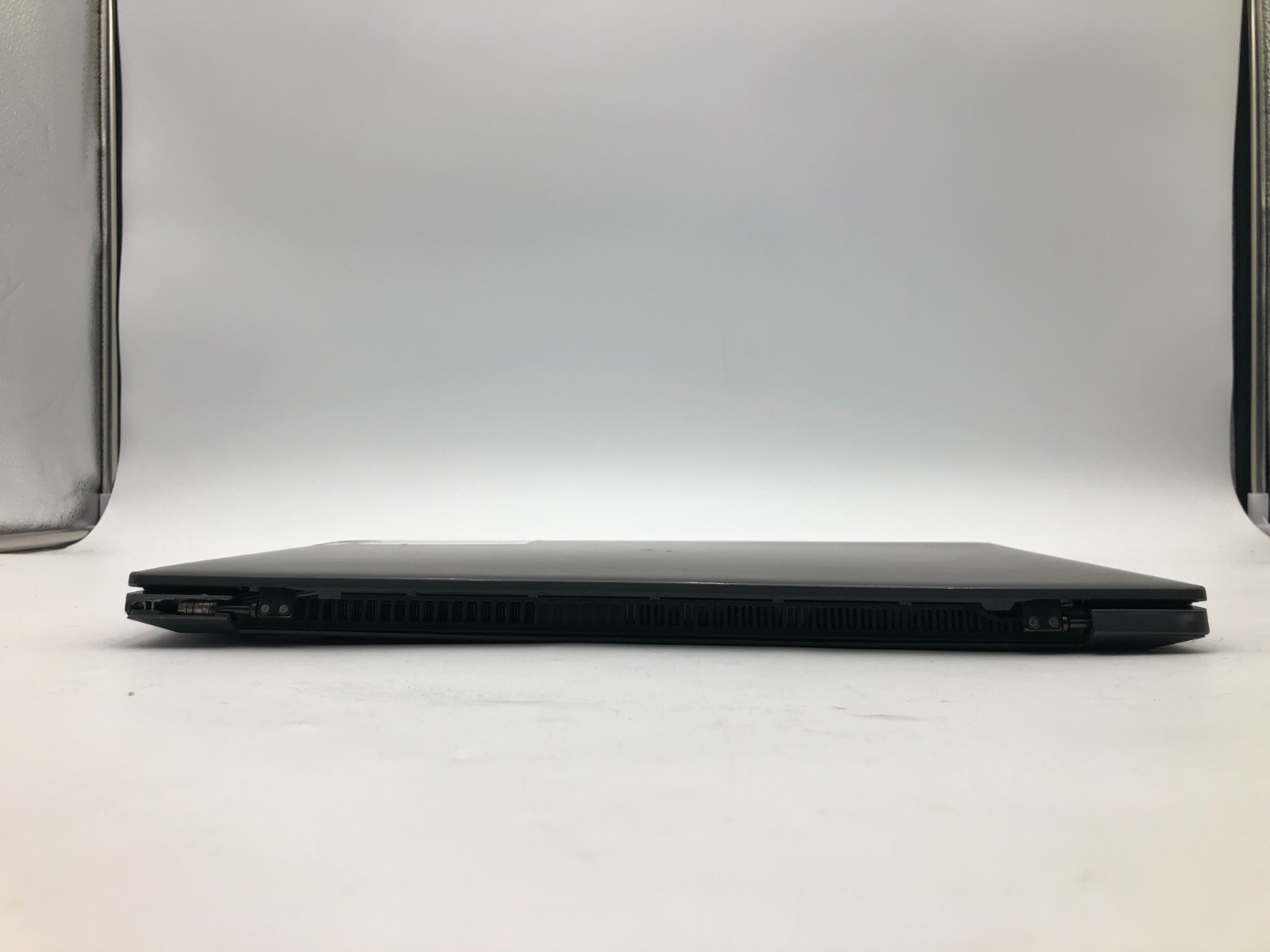 Lenovo 82C7 Athlon Gold 3150U 8GB 256GB NVMe 15.6" FHD Win 11 Pro No Battery 6 Lenovo 82C7 Athlon Gold 3150U 8GB 256GB NVMe 15.6" FHD Win 11 Pro No Battery