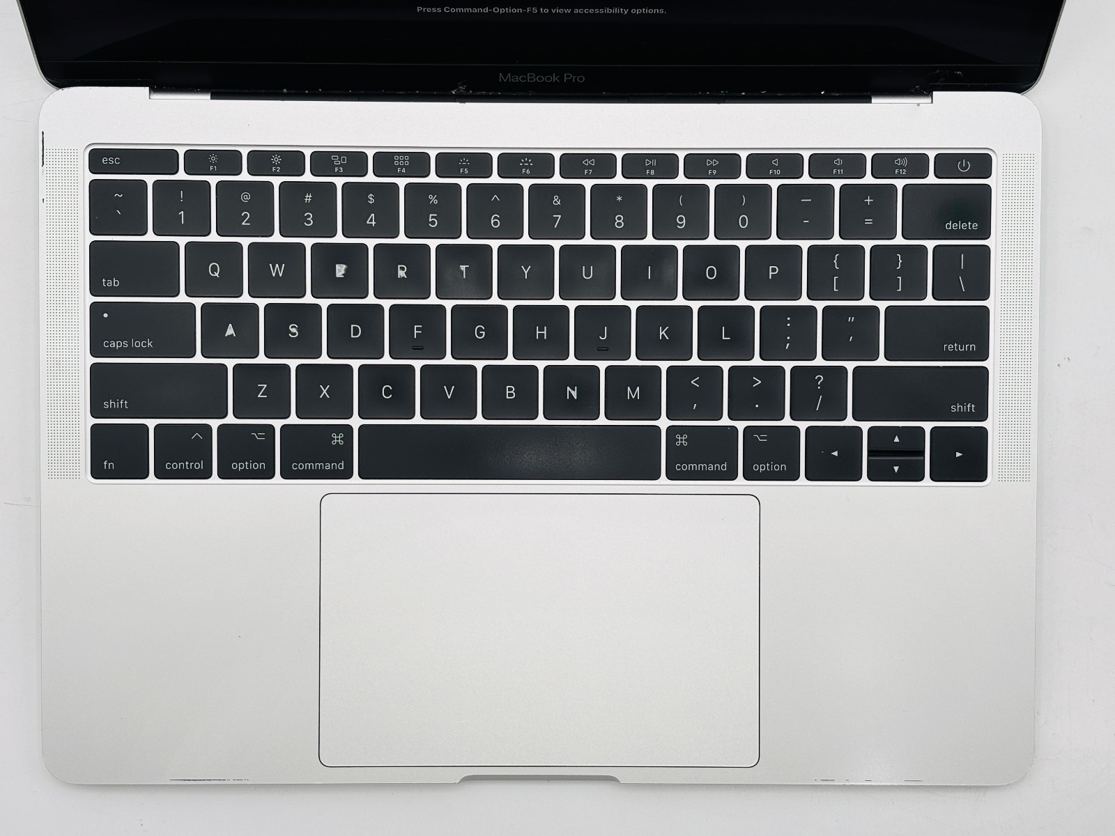 MacBook Pro 13 2017 - i5 7th Gen - 8GB RAM 128GB SSD - macOS Catalina - Silver 4 MacBook Pro 13 2017 - i5 7th Gen - 8GB RAM 128GB SSD - macOS Catalina - Silver