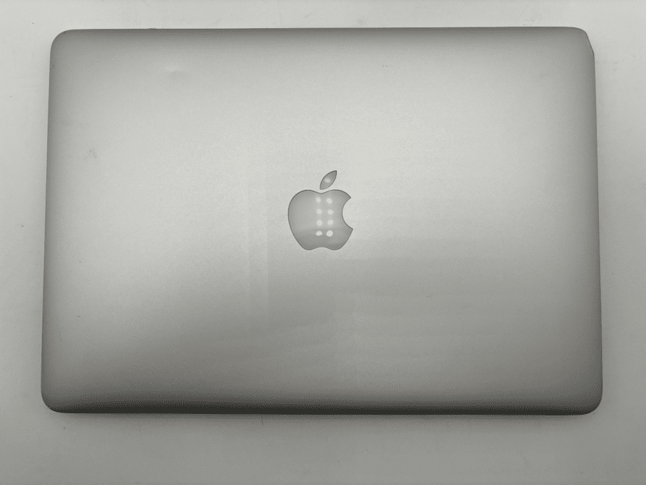 image of MacBook Air 13 Early 2015 i5 5250U16GHz 4GB 128GB SSD MacOS BigSur No Battery 375691824328 7