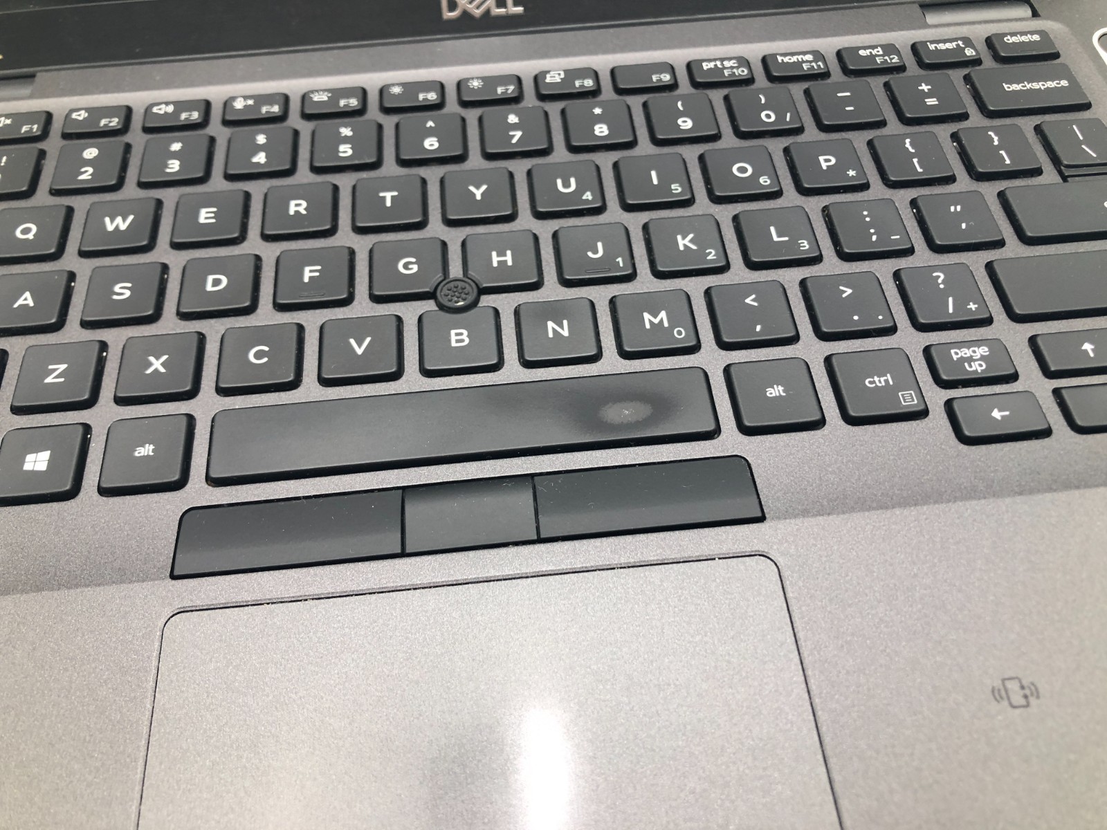 Dell Latitude 5400 i7-8665U 16GB 256GB NVMe SSD 14" FHD Win 11 Pro No Battery 4 Dell Latitude 5400 i7-8665U 16GB 256GB NVMe SSD 14" FHD Win 11 Pro No Battery