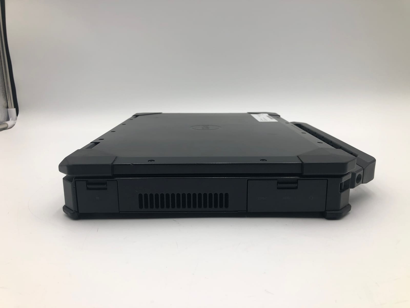 Dell | Latitude 5424 Rugged | i5-8350U | 32GB | No OS | 66% Battery 7 Dell | Latitude 5424 Rugged | i5-8350U | 32GB | No OS | 66% Battery