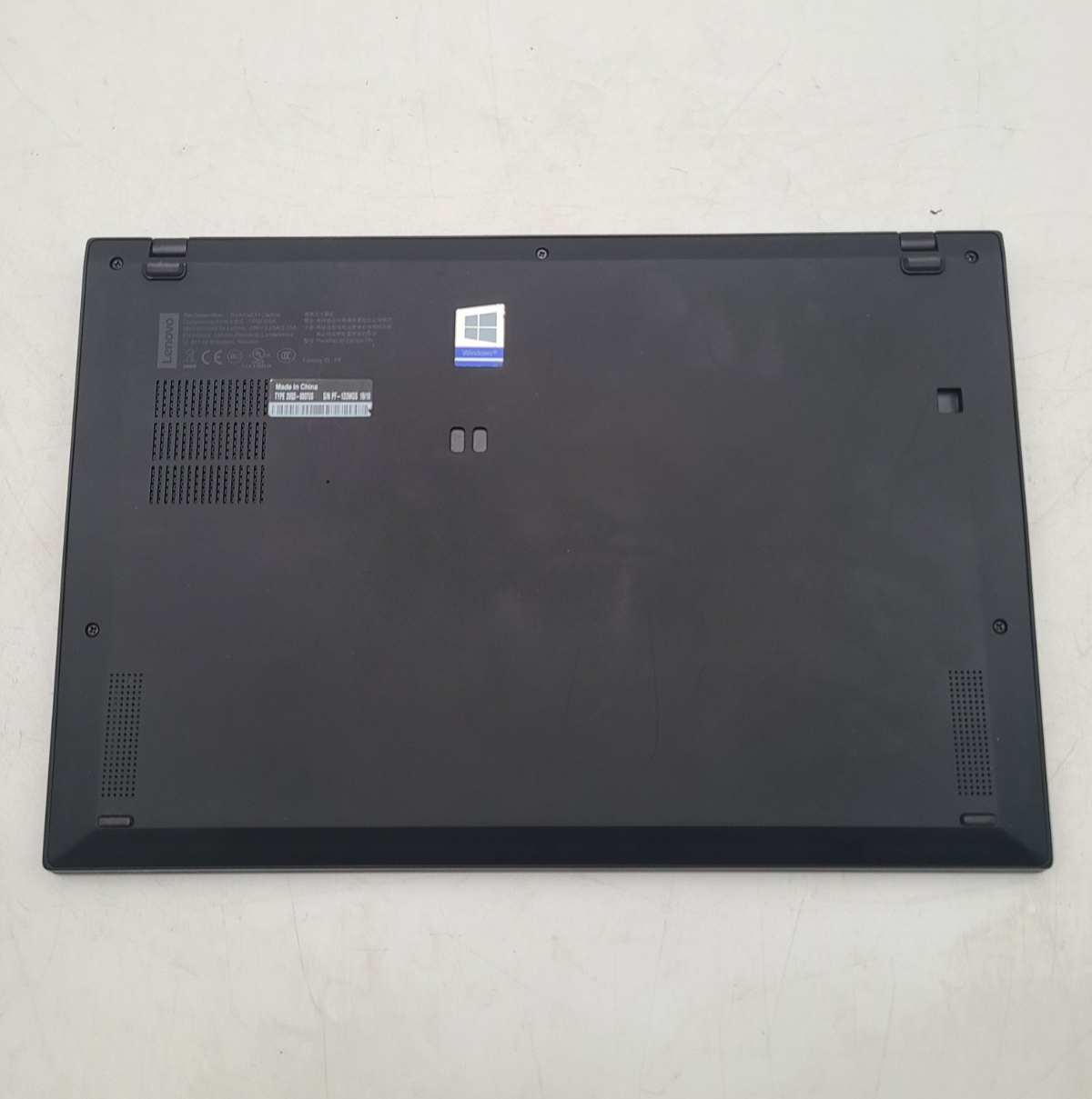 Lenovo ThinkPad X1 Carbon 7th i7-8665U 16GB 512GB SSD 4 Lenovo ThinkPad X1 Carbon 7th i7-8665U 16GB 512GB SSD