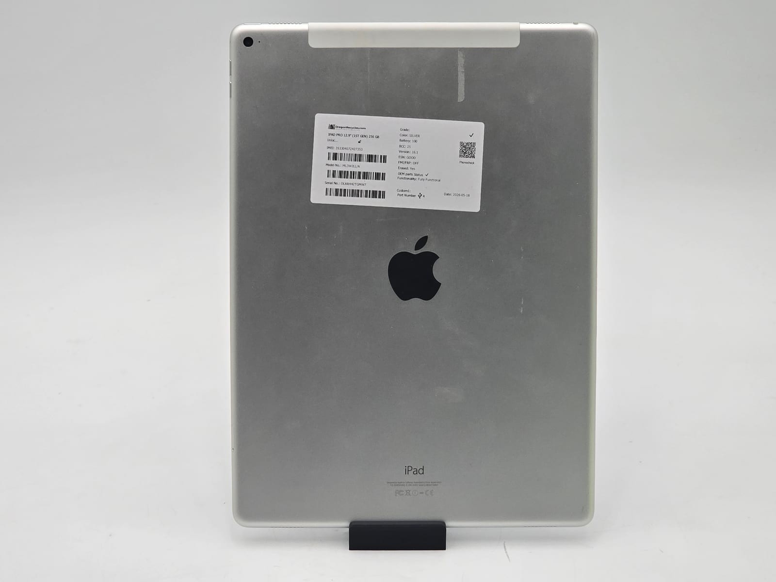 Apple iPad Pro 12.9" (1st Gen) 256GB Silver Unlocked ML3W2LL/A Very Clean 5 Apple iPad Pro 12.9" (1st Gen) 256GB Silver Unlocked ML3W2LL/A Very Clean