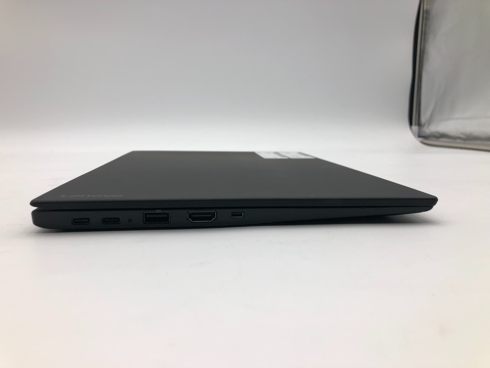 Lenovo ThinkPad X1 Carbon Gen5 i7-7600U 16GB 512GB NVMe 14" FHD Win11 No Battery 5 Lenovo ThinkPad X1 Carbon Gen5 i7-7600U 16GB 512GB NVMe 14" FHD Win11 No Battery