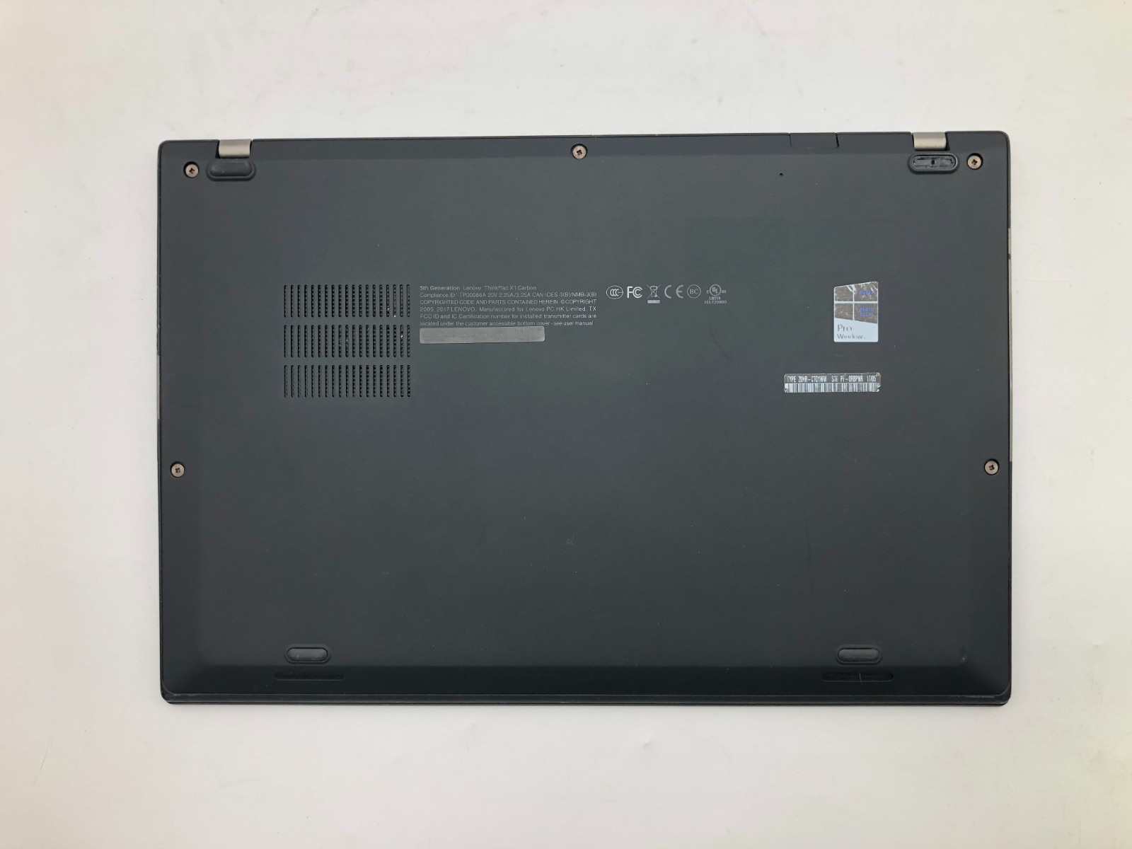 Lenovo ThinkPad X1 Carbon Gen5 i7-7600U 16GB 512GB NVMe 14" FHD Win11 No Battery 7 Lenovo ThinkPad X1 Carbon Gen5 i7-7600U 16GB 512GB NVMe 14" FHD Win11 No Battery