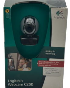 Logitech C250 Webcam USB 1.3MP photos Built-in Microphone Camera