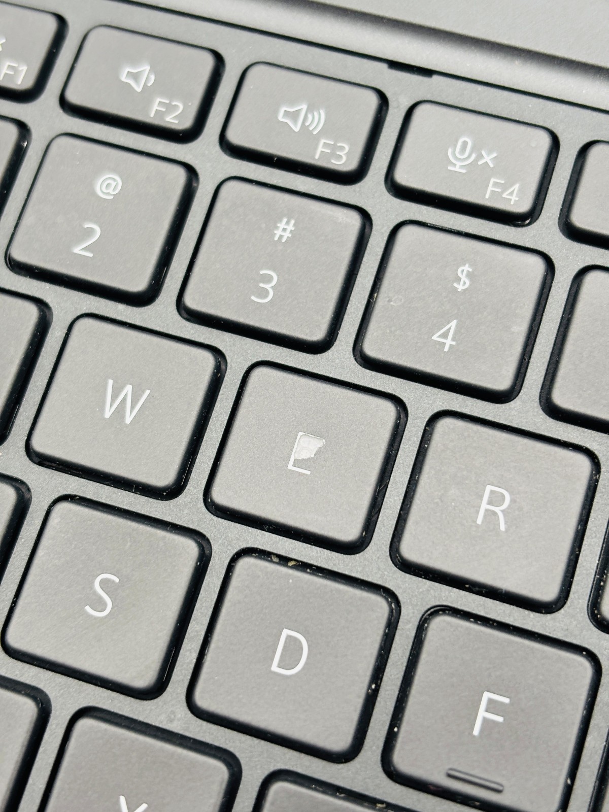 Dell Precision 7560 TS - Xeon W 11855M 64GB 512GB SSD W11P - NVIDIA RTX T1200 3 Dell Precision 7560 TS - Xeon W 11855M 64GB 512GB SSD W11P - NVIDIA RTX T1200