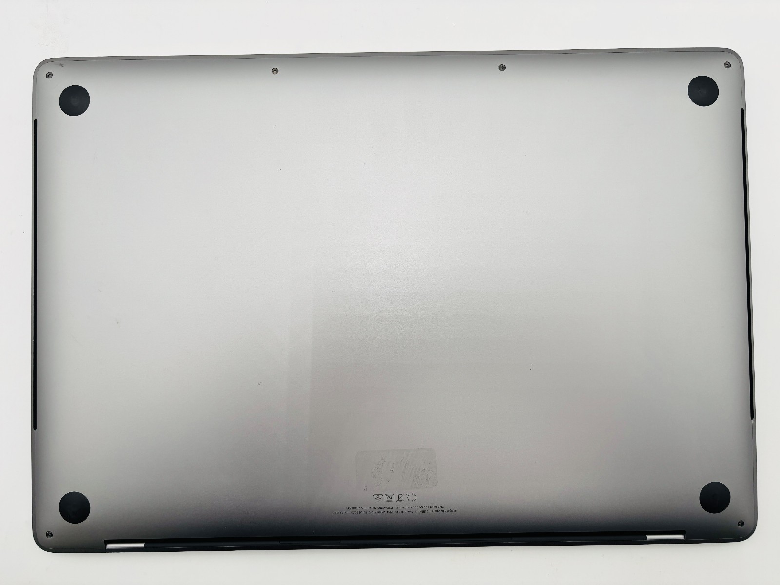 MacBook Pro 15 2019 - i9 9980HK 32GB 1TB SSD macOS Catalina