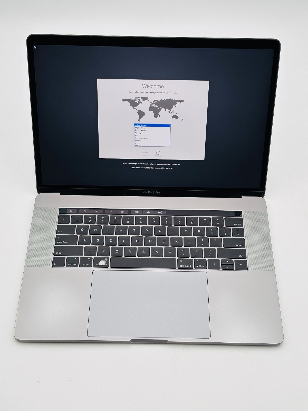 MacBook Pro 15 2019 - i9 9980HK 32GB 1TB SSD macOS Catalina