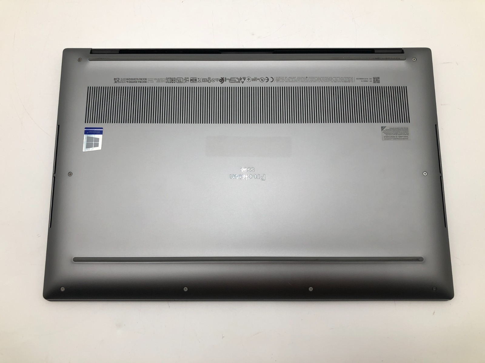 Dell Precision 5550 i7-10850H 32GB 512GB NVMe Quadro T1000 Win 11 Pro No Battery 6 Dell Precision 5550 i7-10850H 32GB 512GB NVMe Quadro T1000 Win 11 Pro No Battery