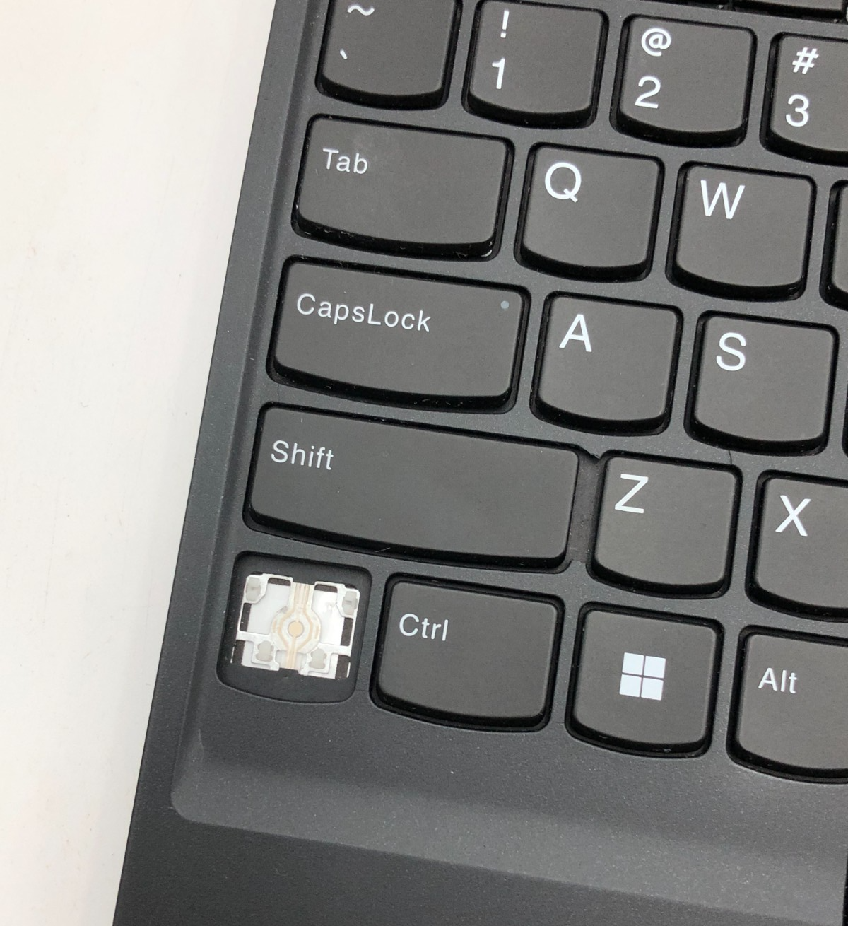 Lenovo ThinkPad E15 Gen 2 i7-1165G7 16GB 512GB SSD 15.6" FHD Windows 11 Pro 4 Lenovo ThinkPad E15 Gen 2 i7-1165G7 16GB 512GB SSD 15.6" FHD Windows 11 Pro