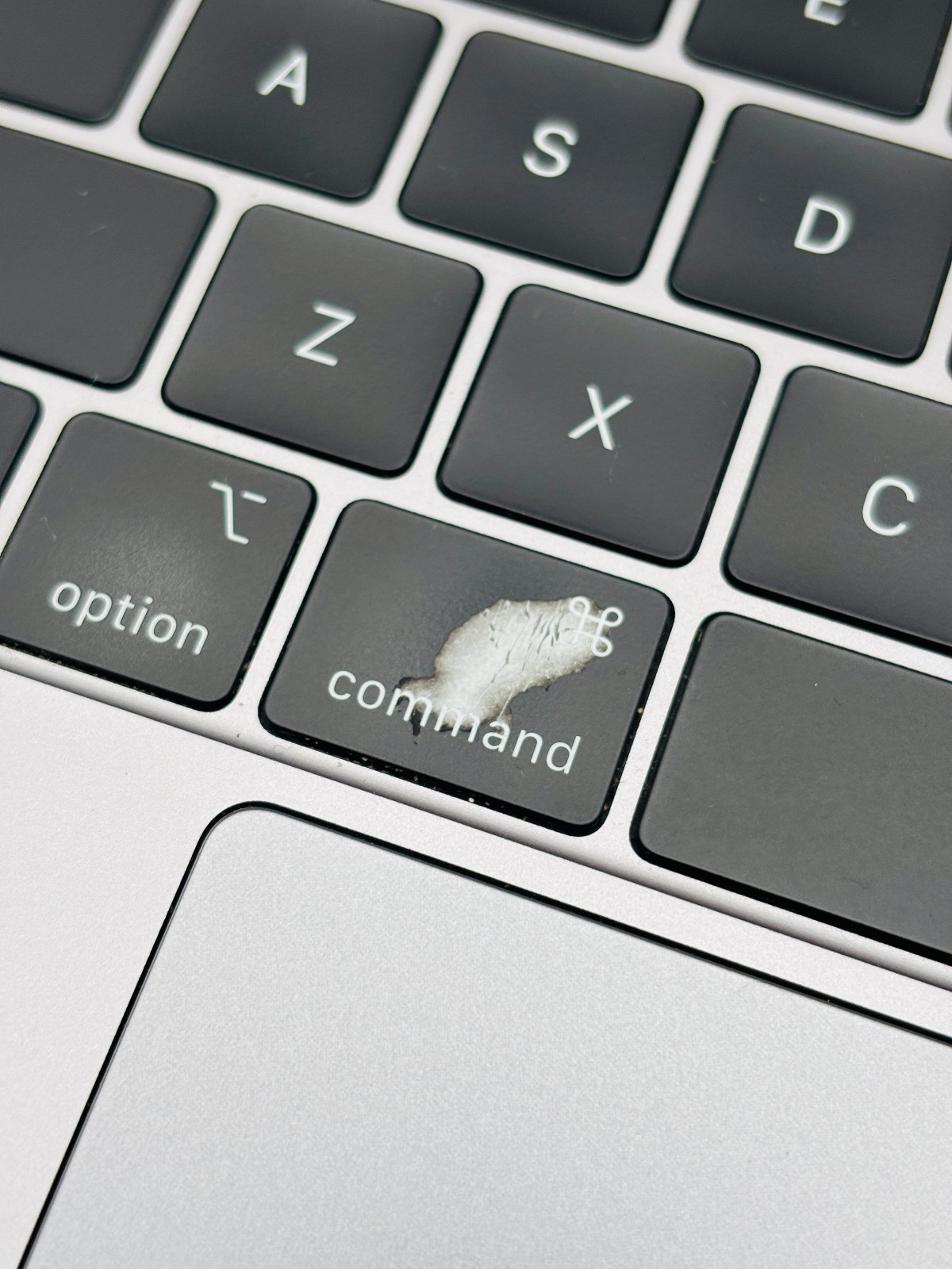 MacBook Pro 15 2019 - i7 9750H 16GB 512GB SSD macOS Catalina- KB Wear 5 MacBook Pro 15 2019 - i7 9750H 16GB 512GB SSD macOS Catalina- KB Wear