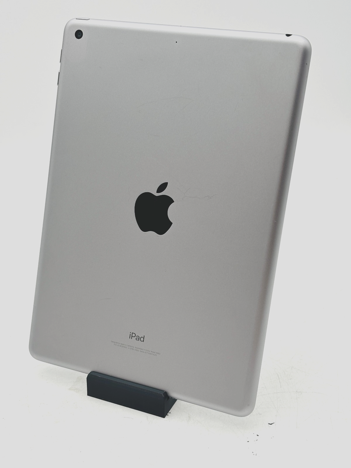 Apple iPad (5th Generation) 128 GB, Wi-Fi, 9.7 in - Space Gray 4 Apple iPad (5th Generation) 128 GB, Wi-Fi, 9.7 in - Space Gray