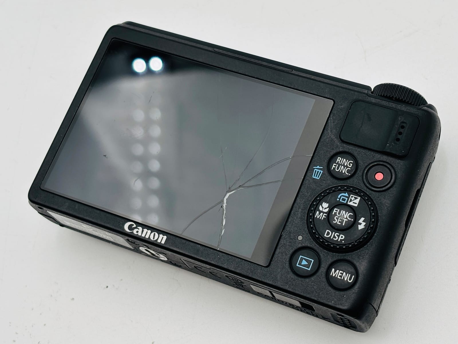 Canon PowerShot S100 12.1MP 3.0" LCD 7 Canon PowerShot S100 12.1MP 3.0" LCD