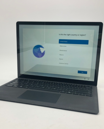 Microsoft Surface Laptop 2 i7-8650U 8GB 256GB NVMe 13.5" 2256x1504 Win 11 Pro