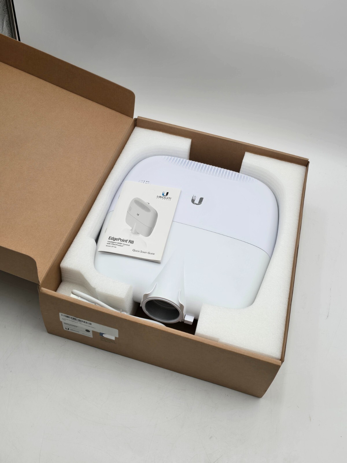 NEW - Ubiquiti EdgePoint EP-R8 - EPR8 EdgePoint R8 WISP Gigabit Router ...