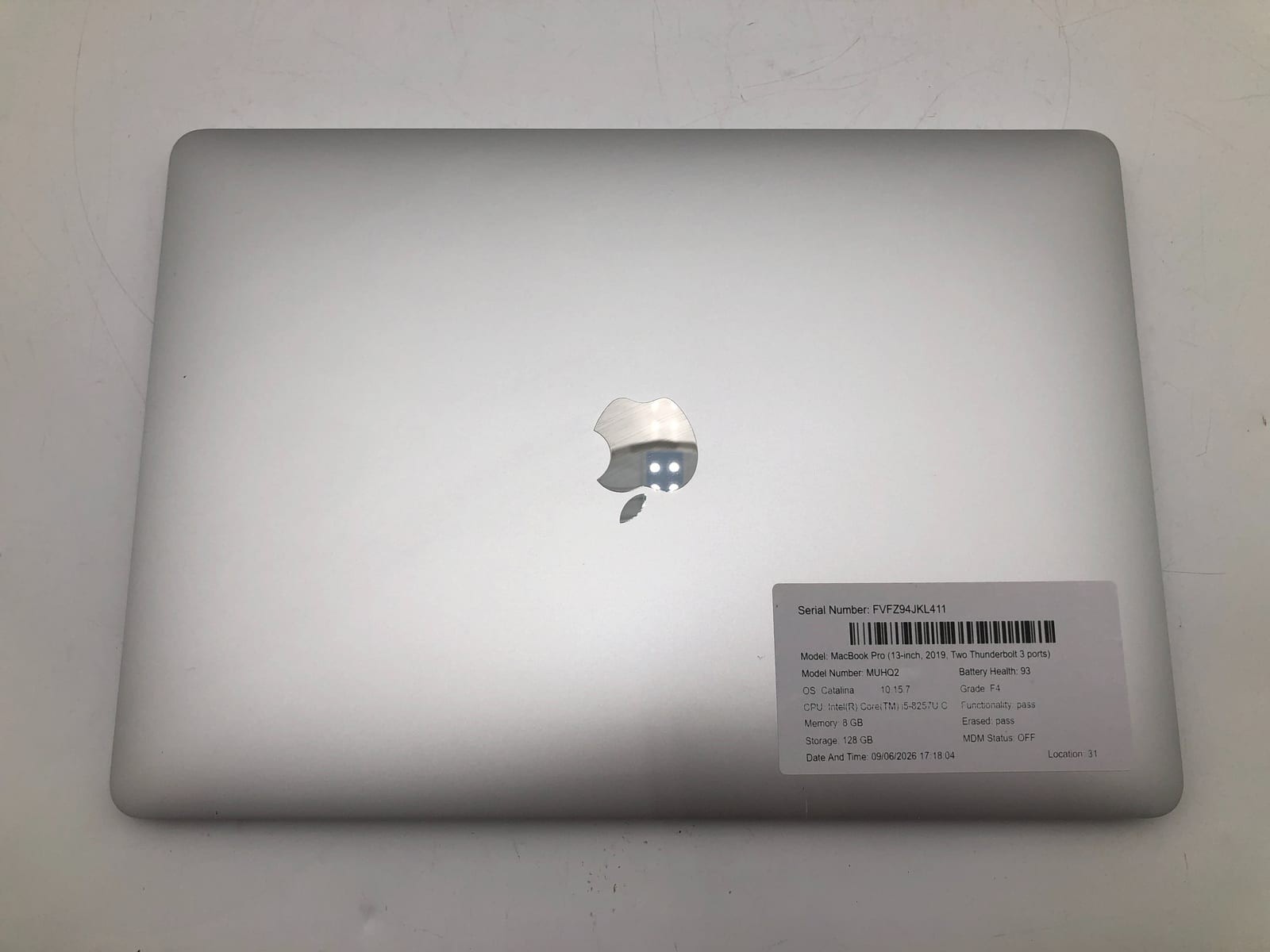 Apple MacBook Pro (13-inch, 2019, Two Thunderbolt 3 ports) Silver macOS 10.15.7 6 Apple MacBook Pro (13-inch, 2019, Two Thunderbolt 3 ports) Silver macOS 10.15.7