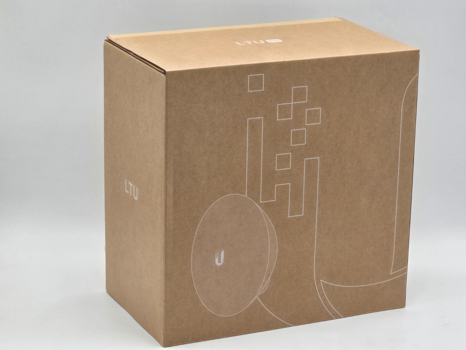 Ubiquiti LTU-Pro-US UISP 5GHz PtMP Client Radio w/ Integrated Antenna (New) 1 Ubiquiti LTU-Pro-US UISP 5GHz PtMP Client Radio w/ Integrated Antenna (New)