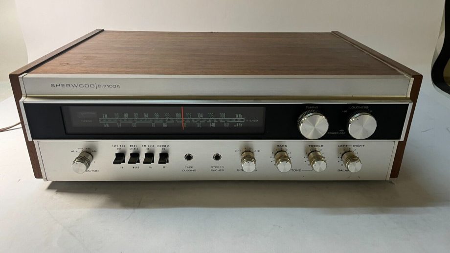 image of Vintage Sherwood S 7100A AMFM 25w Stereo Receiver Woodgrain Cabinet As is 355711670969