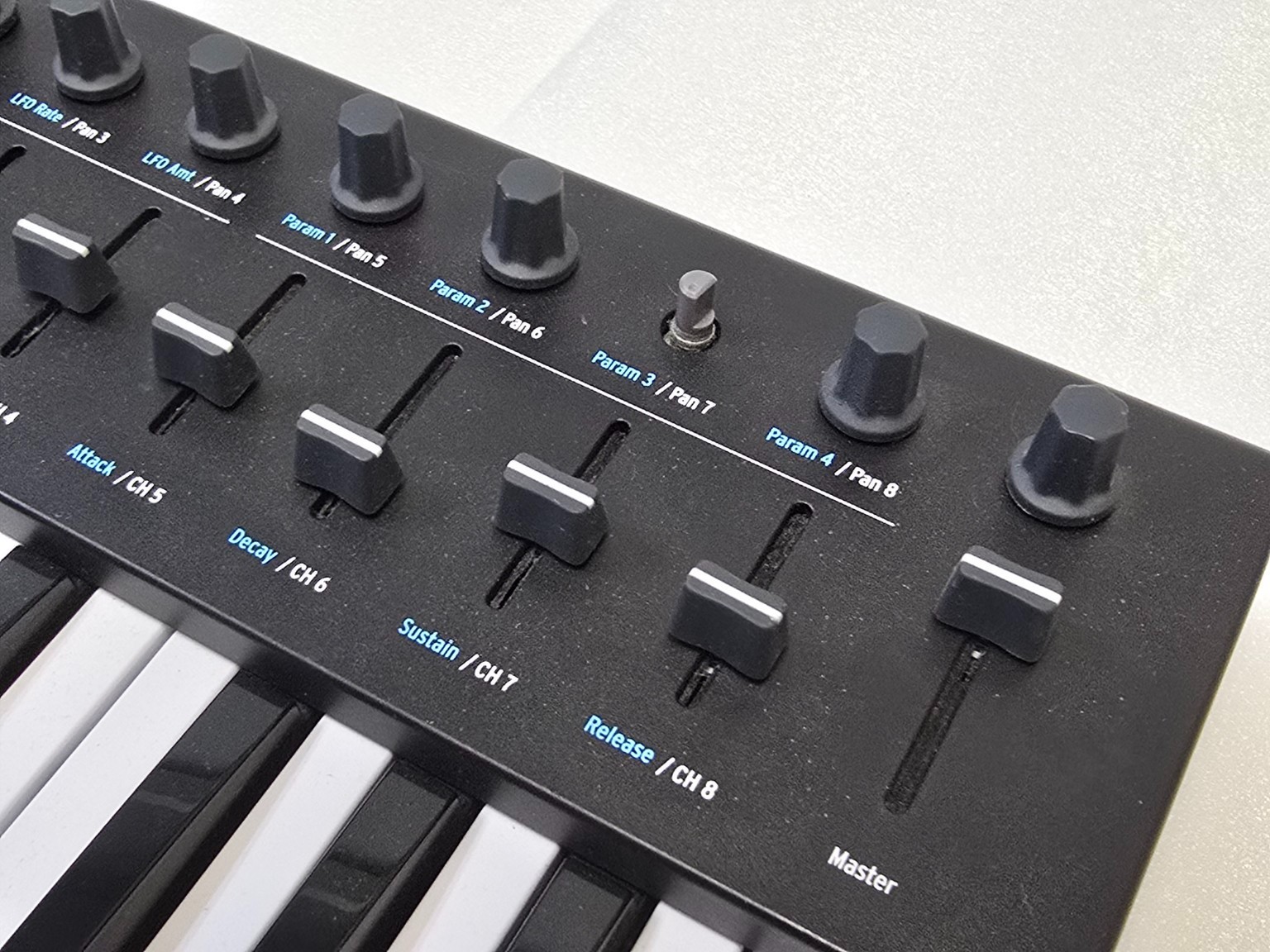 Arturia KeyLab Essential 49 MIDI Controller – Used Tested – Missing Knob 4 Arturia KeyLab Essential 49 MIDI Controller – Used Tested – Missing Knob
