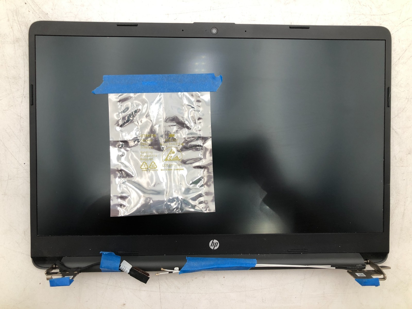 HP 250 G8 15.6″ (M31117‑001) Complete Display Assembly w/ Screws 1 HP 250 G8 15.6″ (M31117‑001) Complete Display Assembly w/ Screws