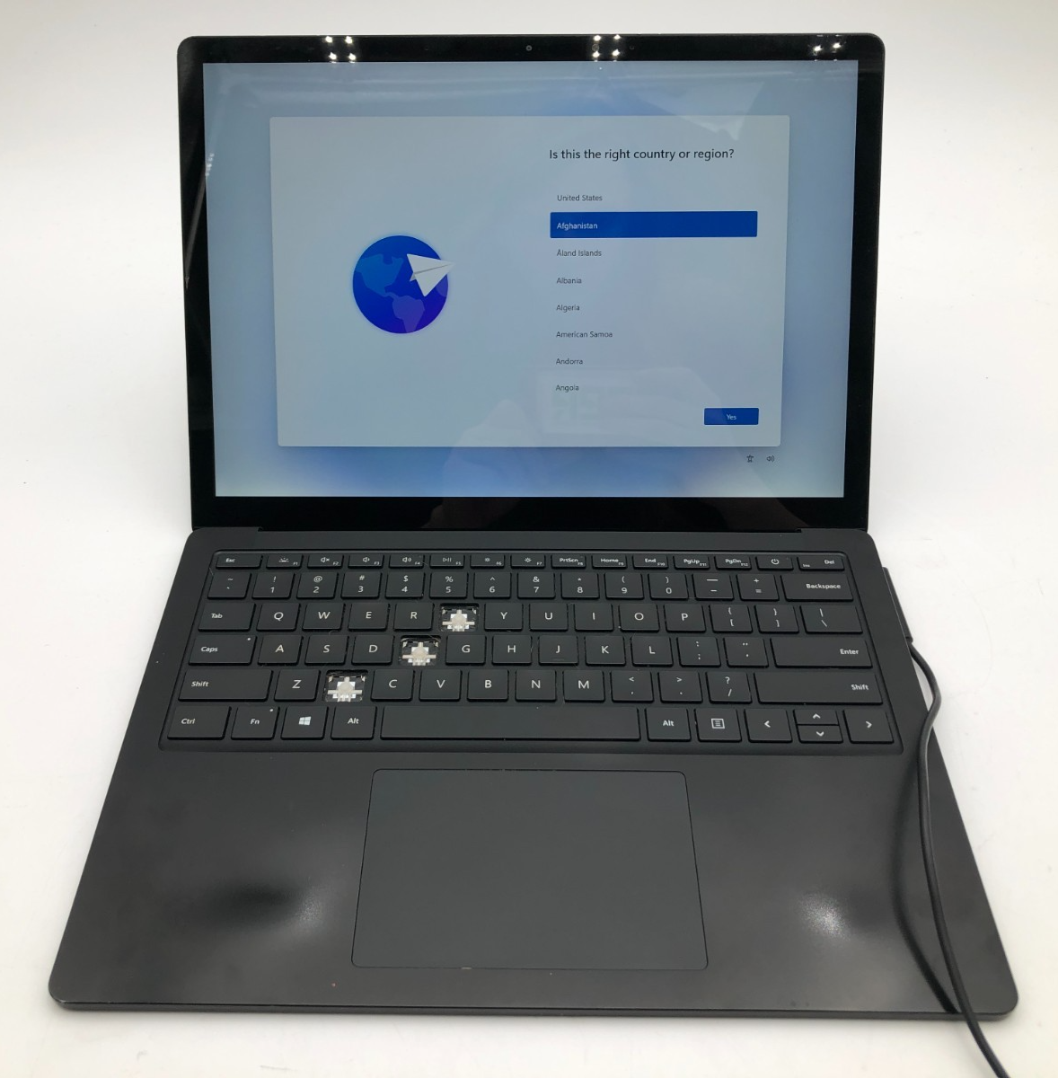 Microsoft Surface Laptop 3 i5-1035G7 8GB RAM 256GB NVMe SSD 13.5" Win 11 Pro 1 Microsoft Surface Laptop 3 i5-1035G7 8GB RAM 256GB NVMe SSD 13.5" Win 11 Pro