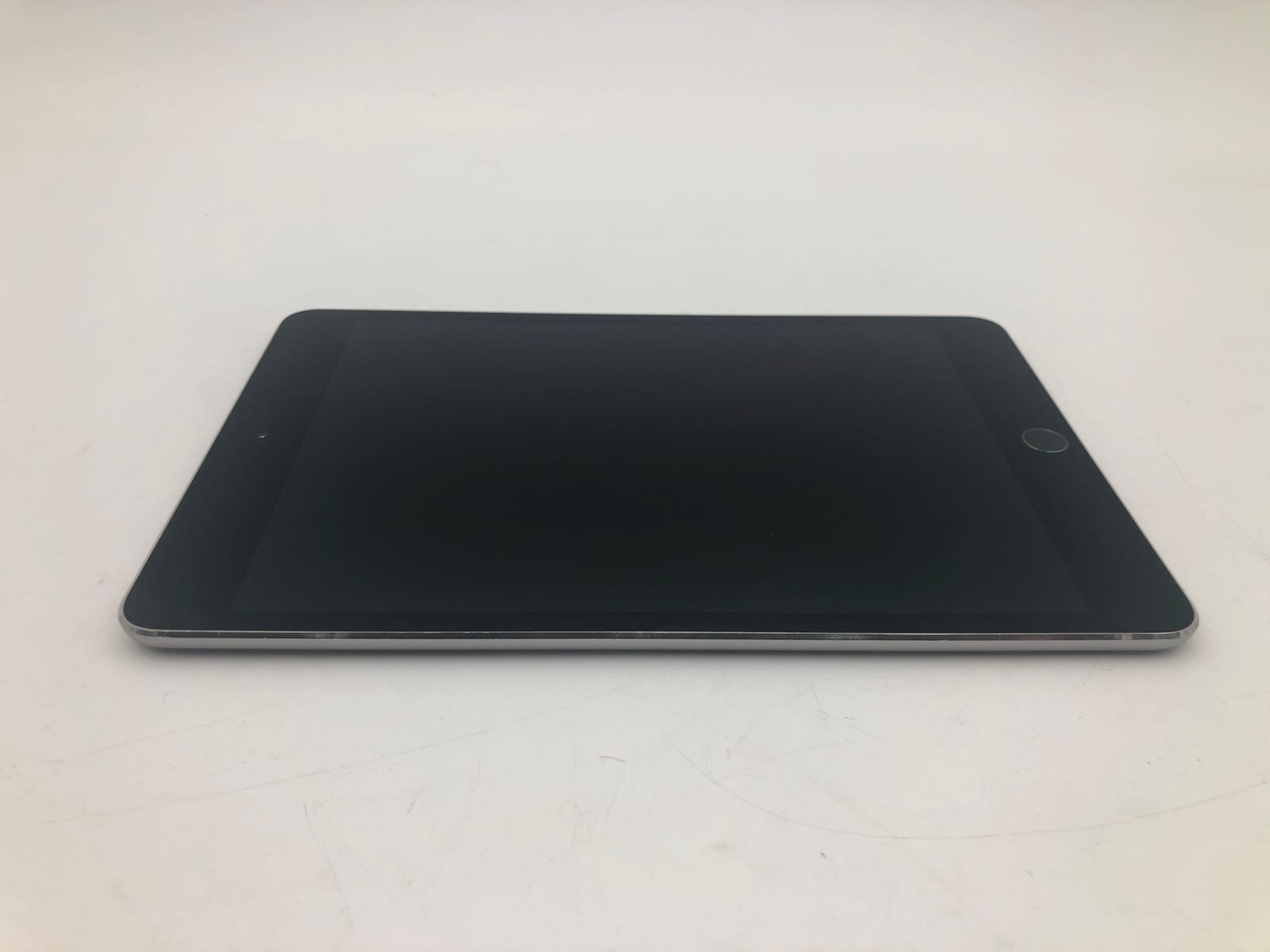 Apple iPad mini 4 16GB Space Gray Wifi Only MK6J2LL/A iOS Smartphone Tested 82% 5 Apple iPad mini 4 16GB Space Gray Wifi Only MK6J2LL/A iOS Smartphone Tested 82%
