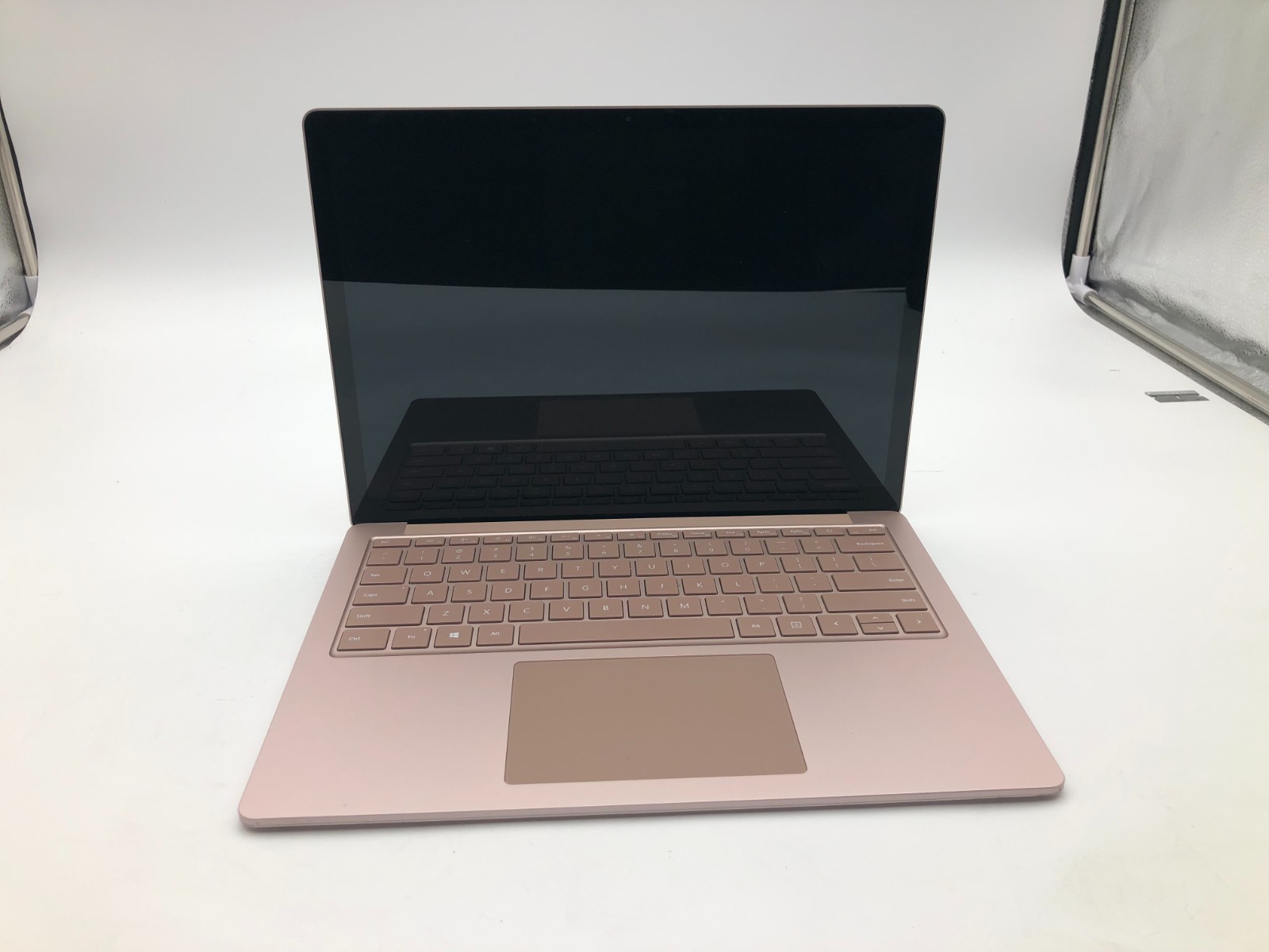 Microsoft Surface Laptop 4 i5-1145G7 8GB 512GB NVMe 13.5" Sandstone Win 11 Pro 4 Microsoft Surface Laptop 4 i5-1145G7 8GB 512GB NVMe 13.5" Sandstone Win 11 Pro
