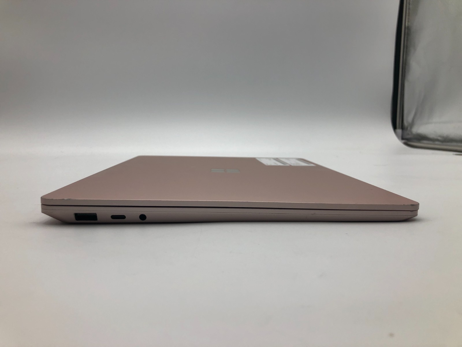 Microsoft Surface Laptop 4 i5-1145G7 8GB 512GB NVMe 13.5" Sandstone Win 11 Pro 6 Microsoft Surface Laptop 4 i5-1145G7 8GB 512GB NVMe 13.5" Sandstone Win 11 Pro