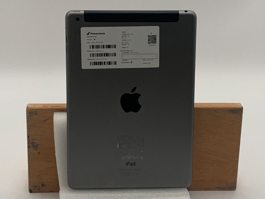 Apple iPad Air A1475 64 GB, Wi-Fi + 4G, 9.7 in - Space Gray BH 90% or more